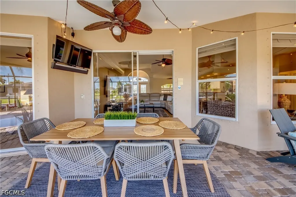 1913 SW 41st Street Cape Coral FL 33914