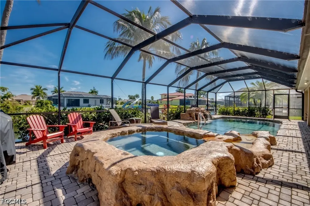 1913 SW 41st Street Cape Coral FL 33914