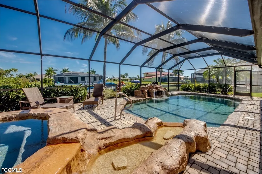 1913 SW 41st Street Cape Coral FL 33914