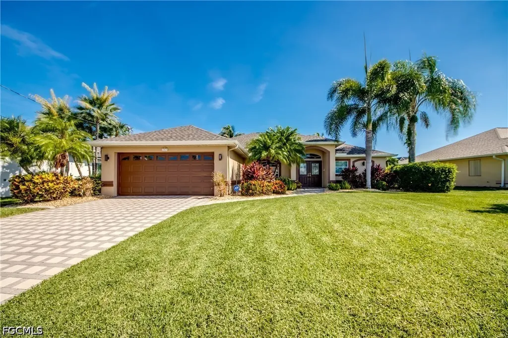 1913 SW 41st Street Cape Coral FL 33914