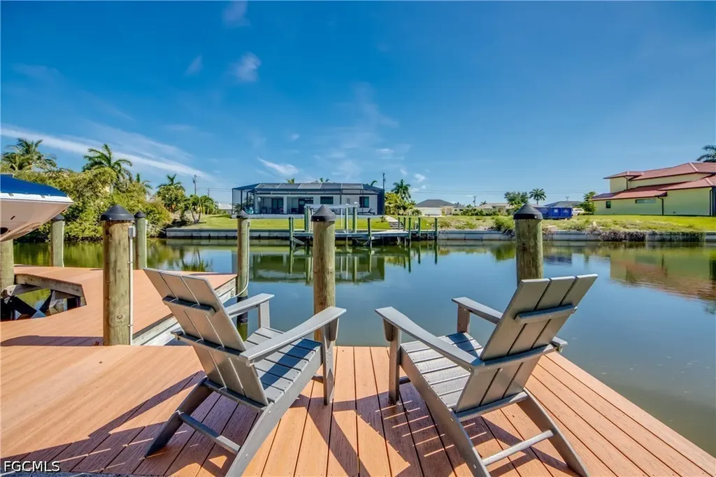 1913 SW 41st Street Cape Coral FL 33914
