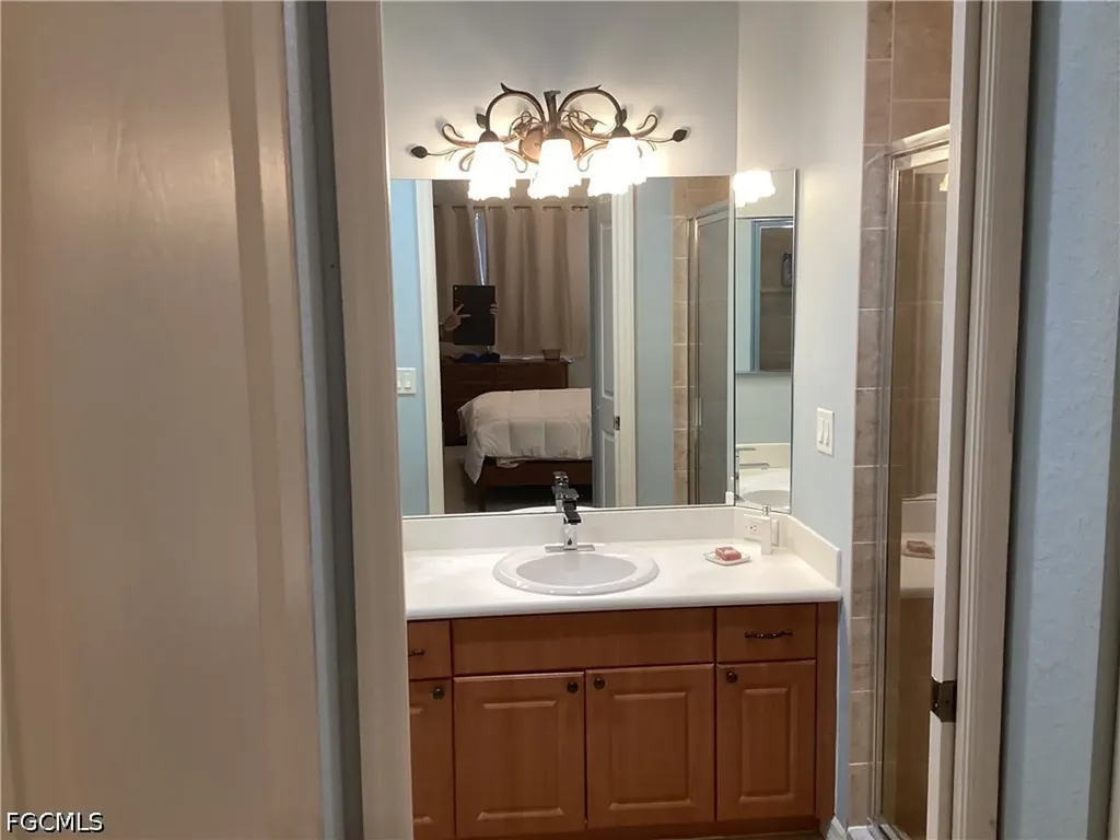 1121 Van Loon Commons Circle Cape Coral FL 33909