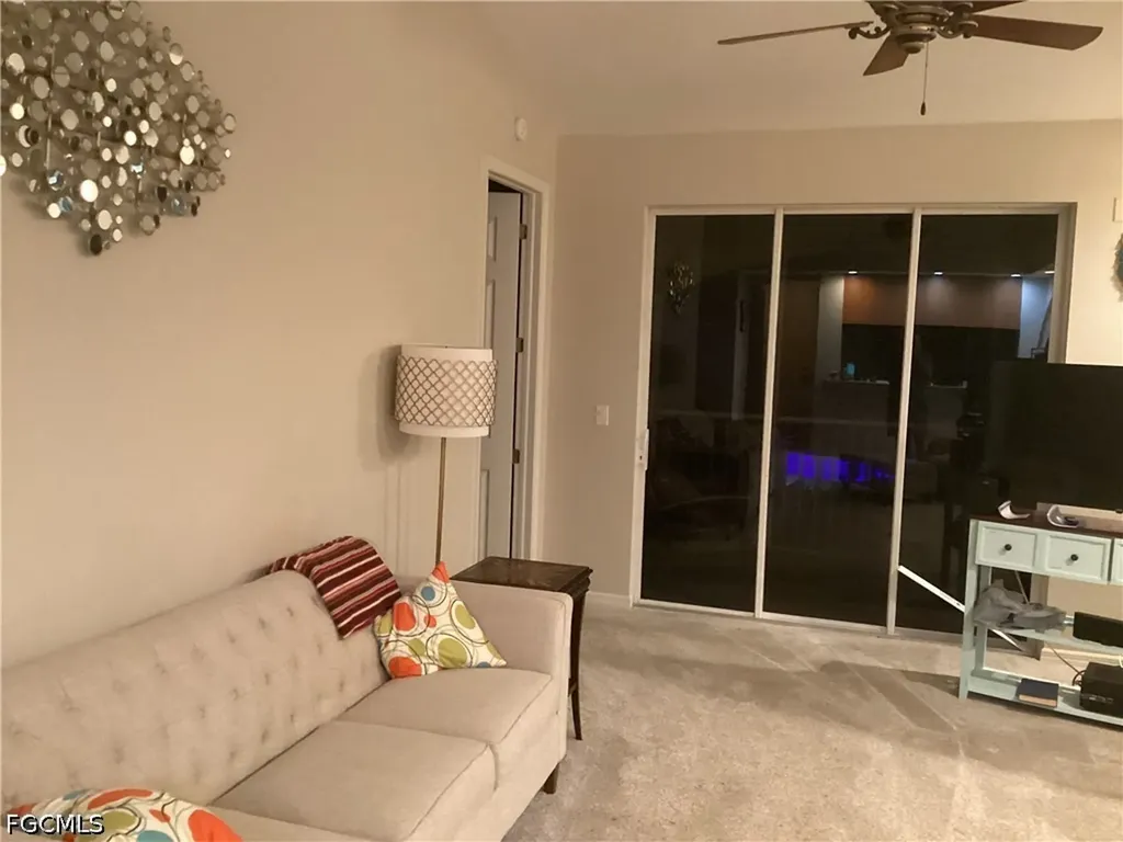 1121 Van Loon Commons Circle Cape Coral FL 33909