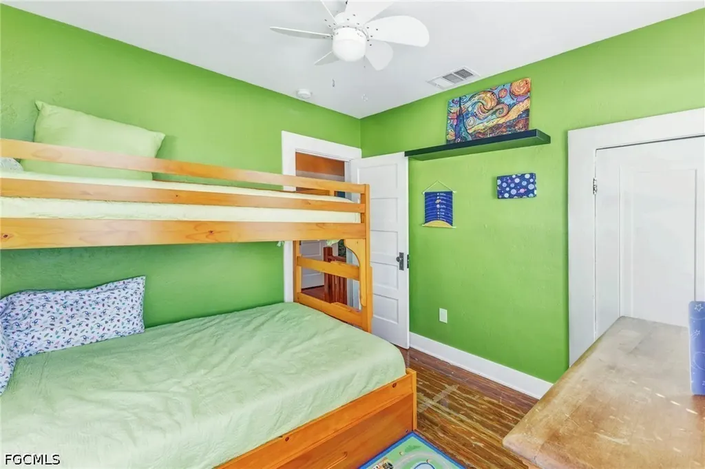 415 W Marion Avenue Punta Gorda FL 33950