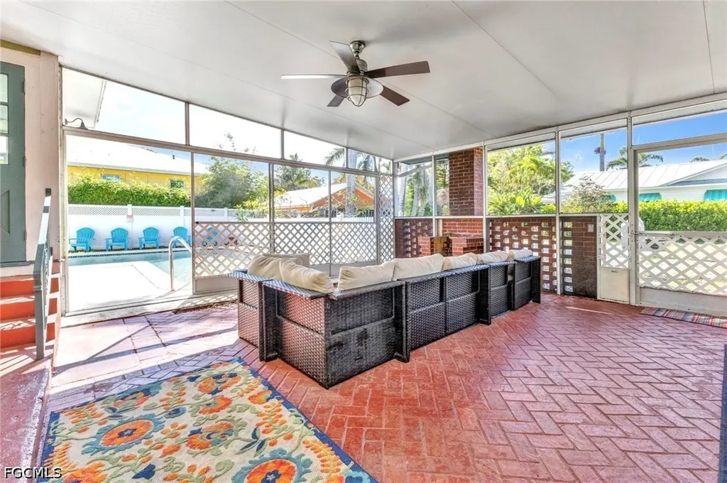 415 W Marion Avenue Punta Gorda FL 33950