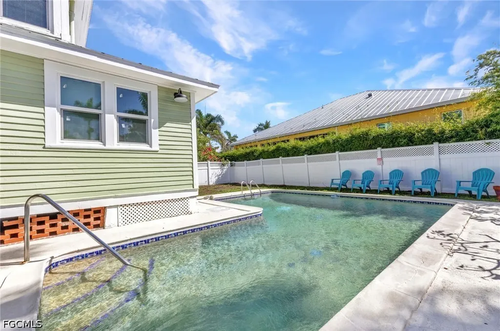 415 W Marion Avenue Punta Gorda FL 33950