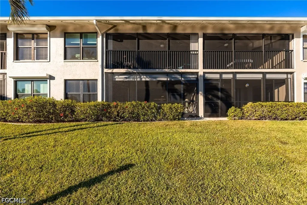 902 SW 48th Terrace Cape Coral FL 33914