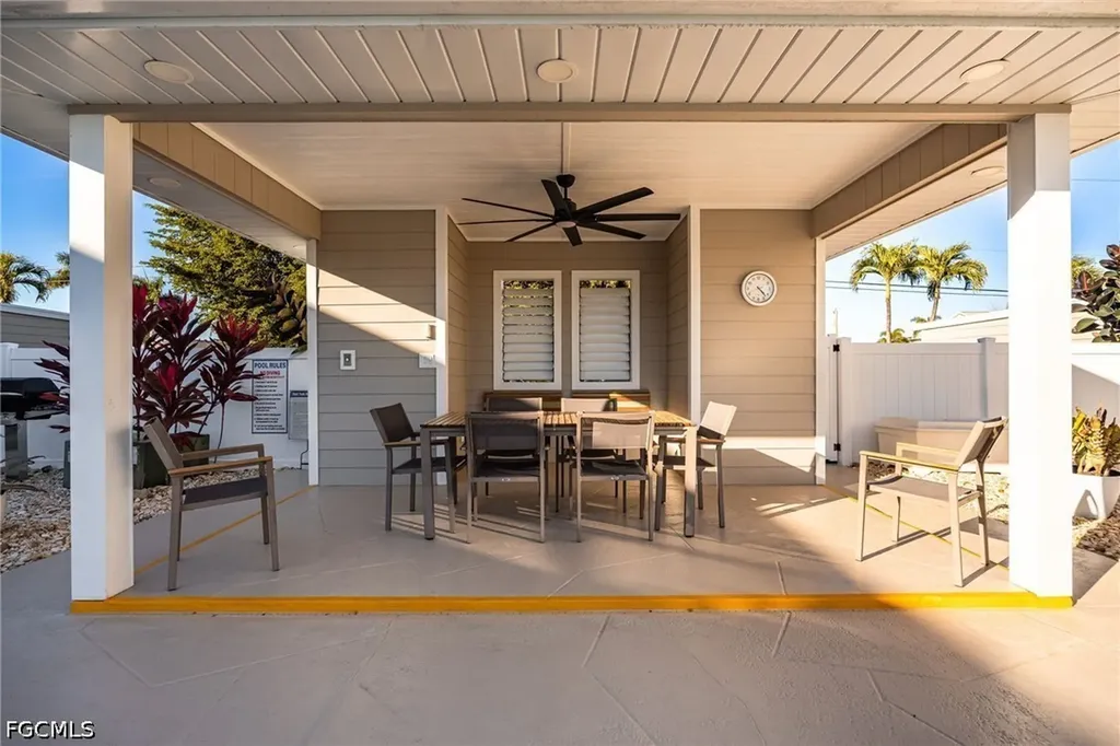 902 SW 48th Terrace Cape Coral FL 33914