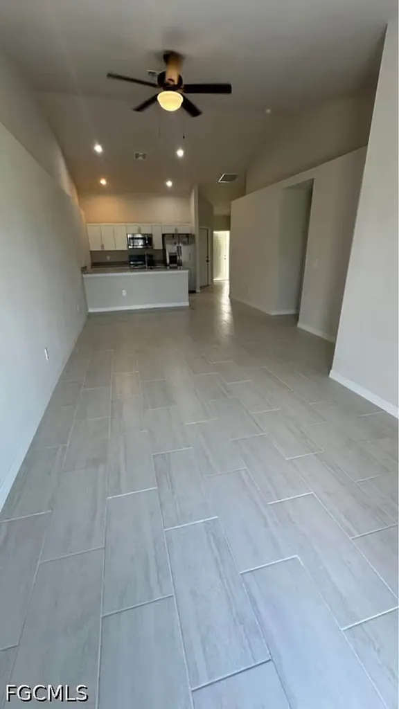 606 SE 8th Street Cape Coral FL 33990