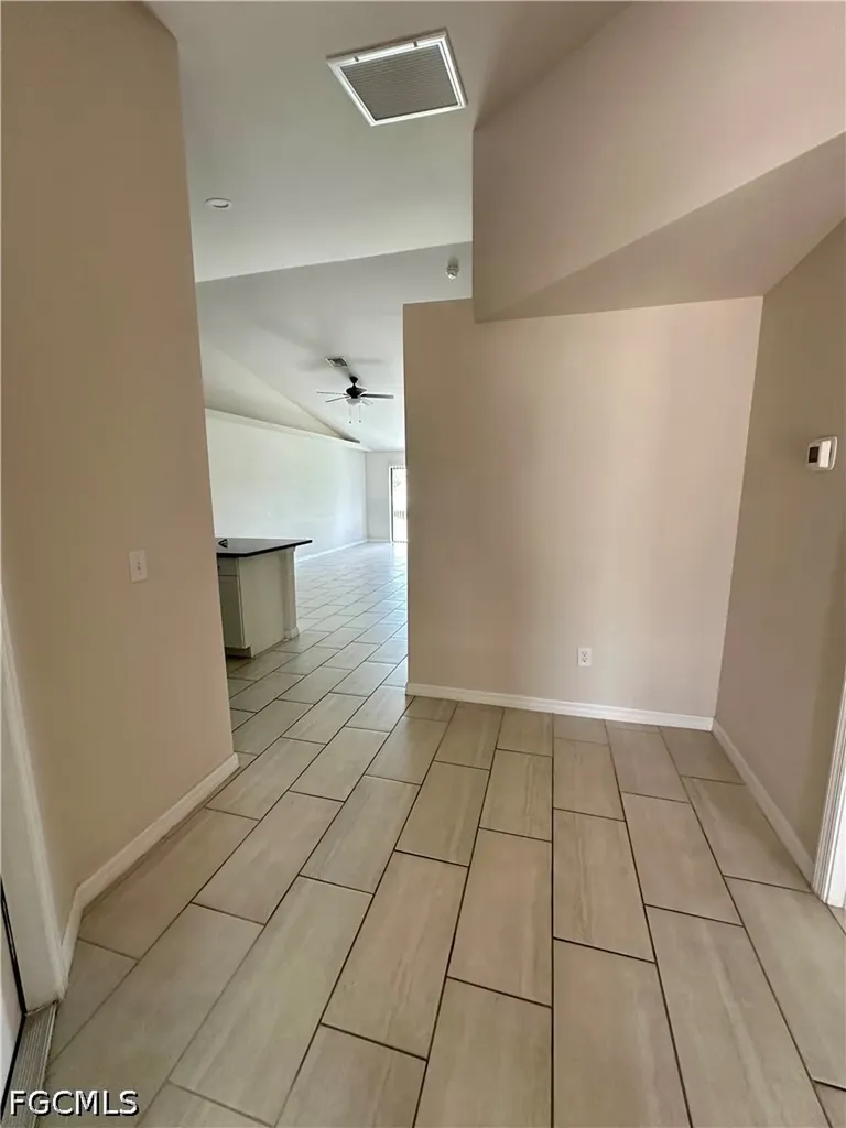 606 SE 8th Street Cape Coral FL 33990
