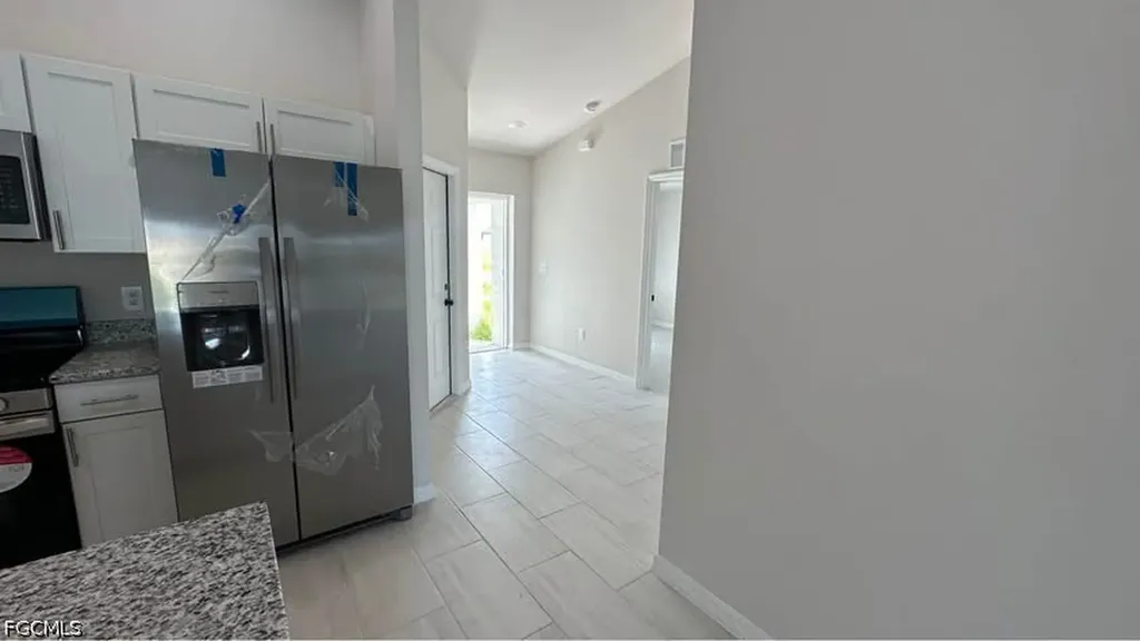 606 SE 8th Street Cape Coral FL 33990