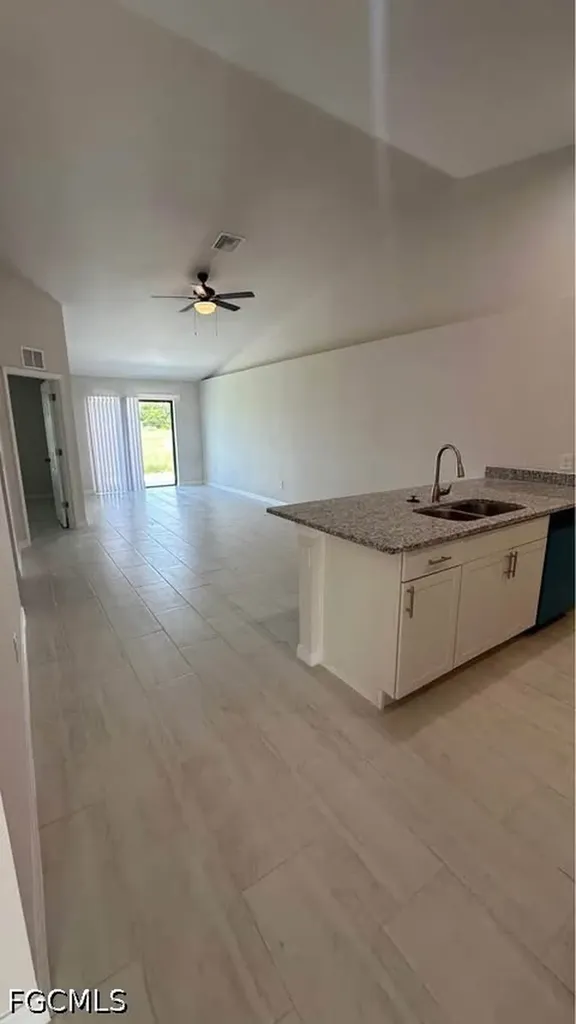 606 SE 8th Street Cape Coral FL 33990