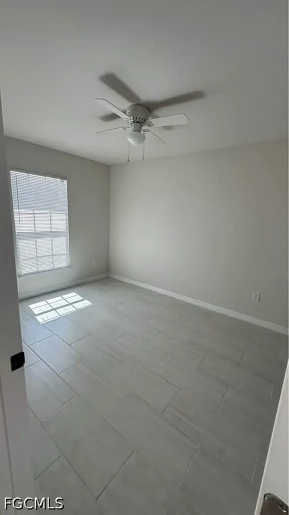 606 SE 8th Street Cape Coral FL 33990