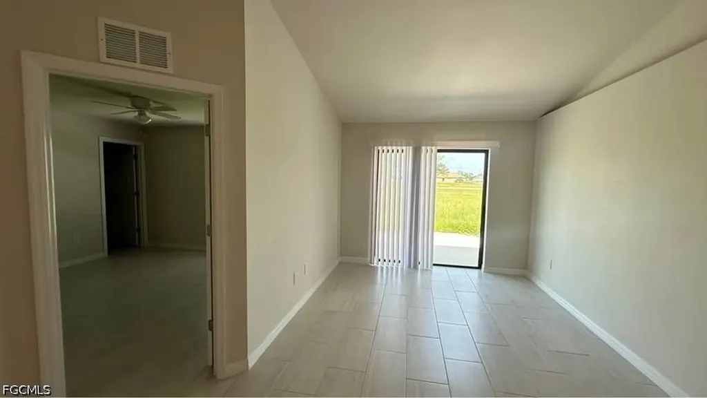 606 SE 8th Street Cape Coral FL 33990