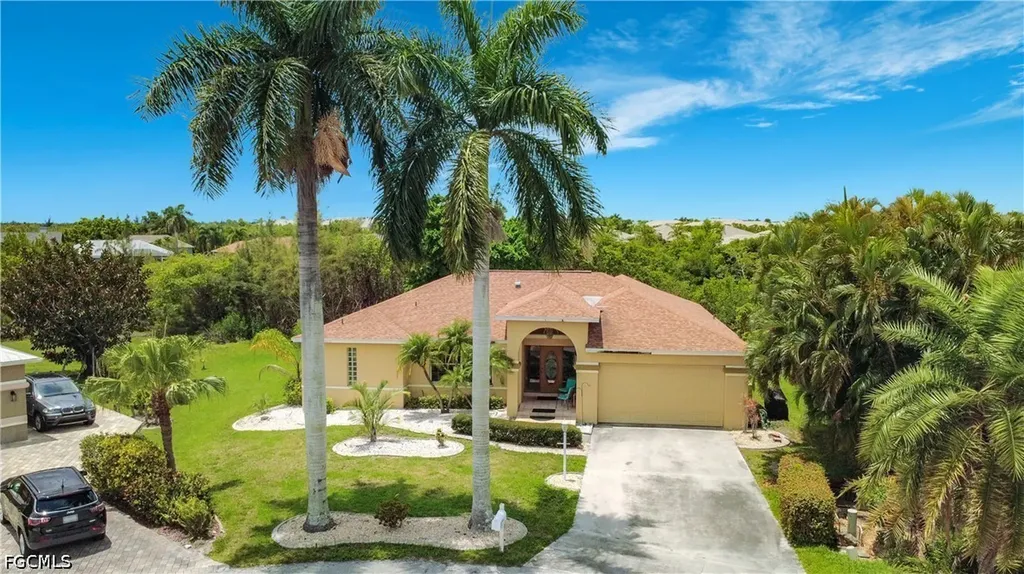Fort Myers FL, 14401 Hampton Lake Court
