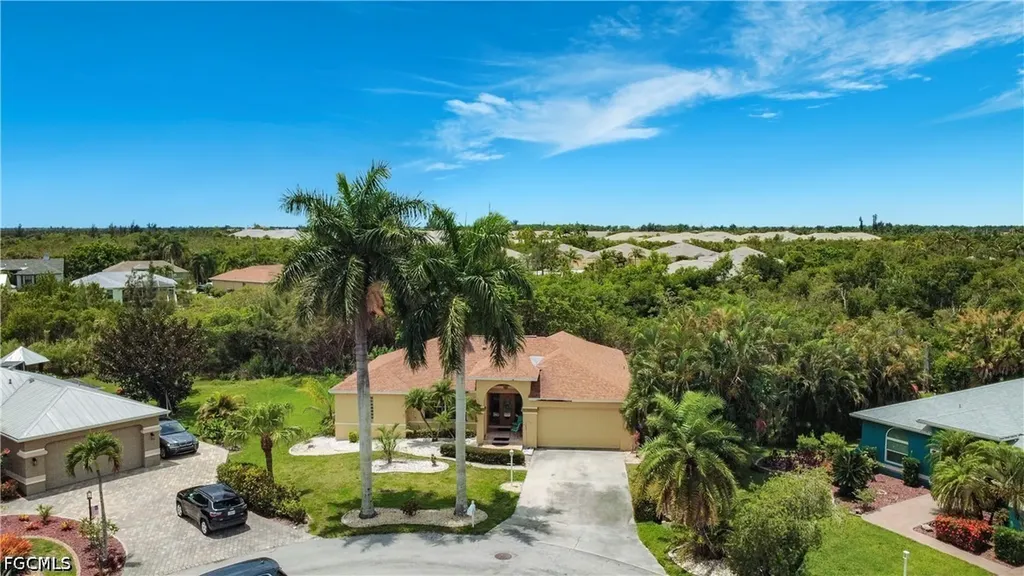 14401 Hampton Lake Court Fort Myers FL 33908