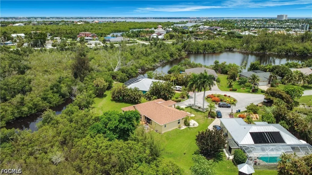 14401 Hampton Lake Court Fort Myers FL 33908