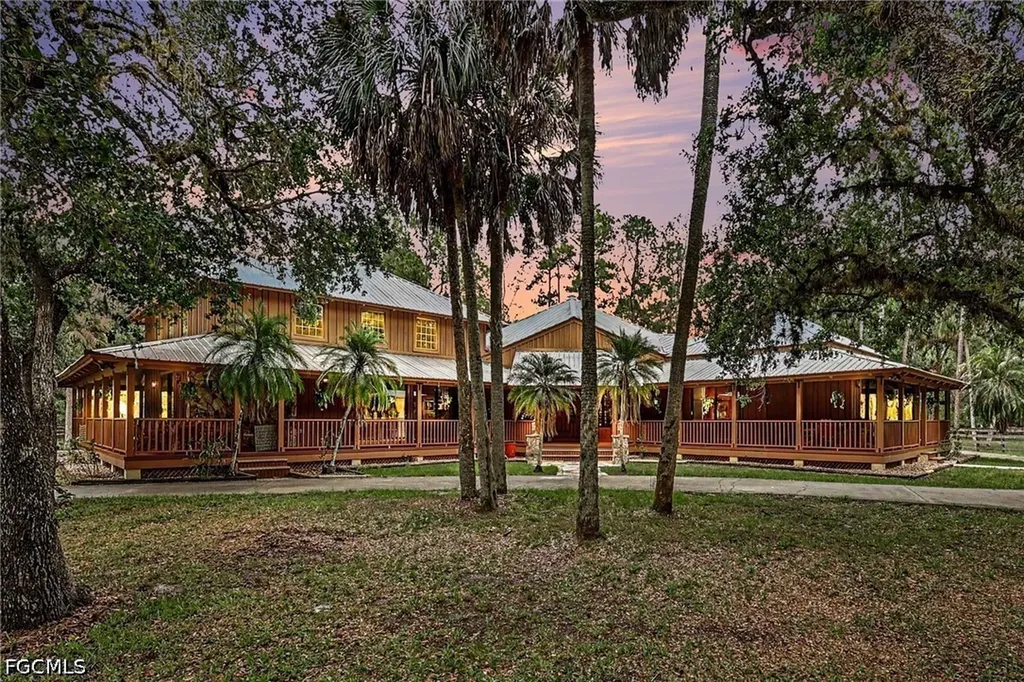 2291 Secretariat Drive Labelle FL 33935