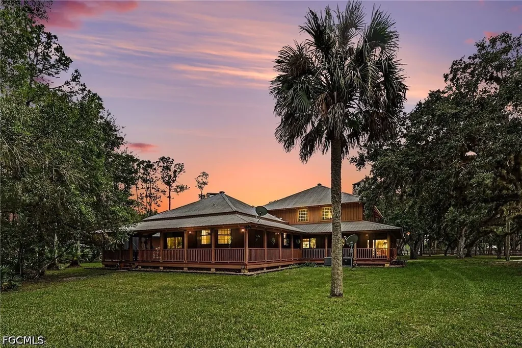 2291 Secretariat Drive Labelle FL 33935