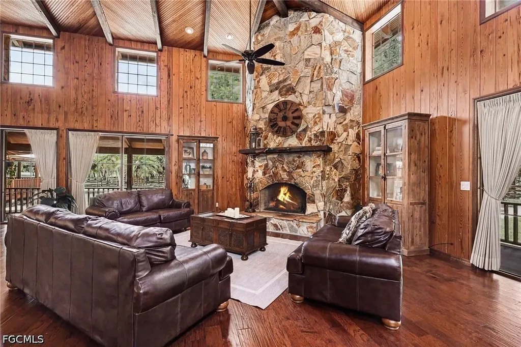 2291 Secretariat Drive Labelle FL 33935