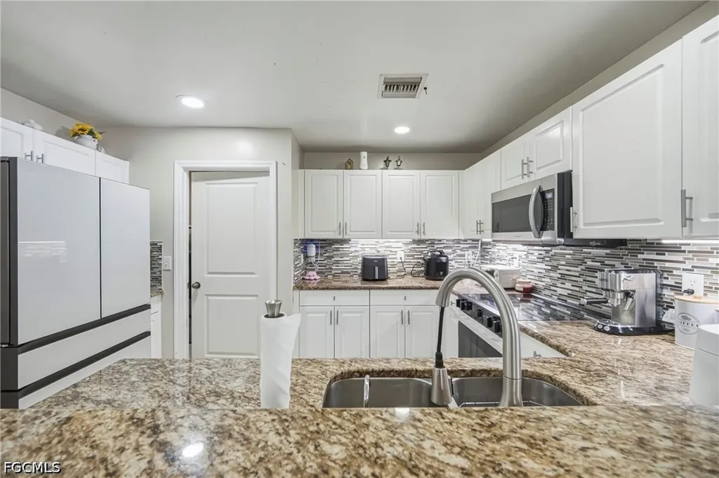 3812 17th Street W Lehigh Acres FL 33971