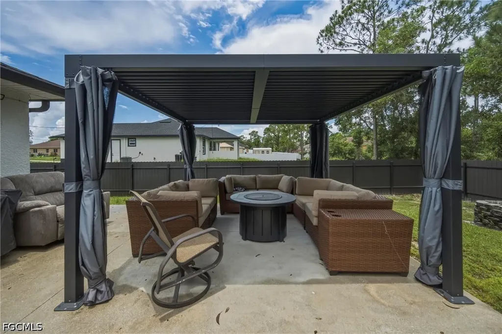 3812 17th Street W Lehigh Acres FL 33971