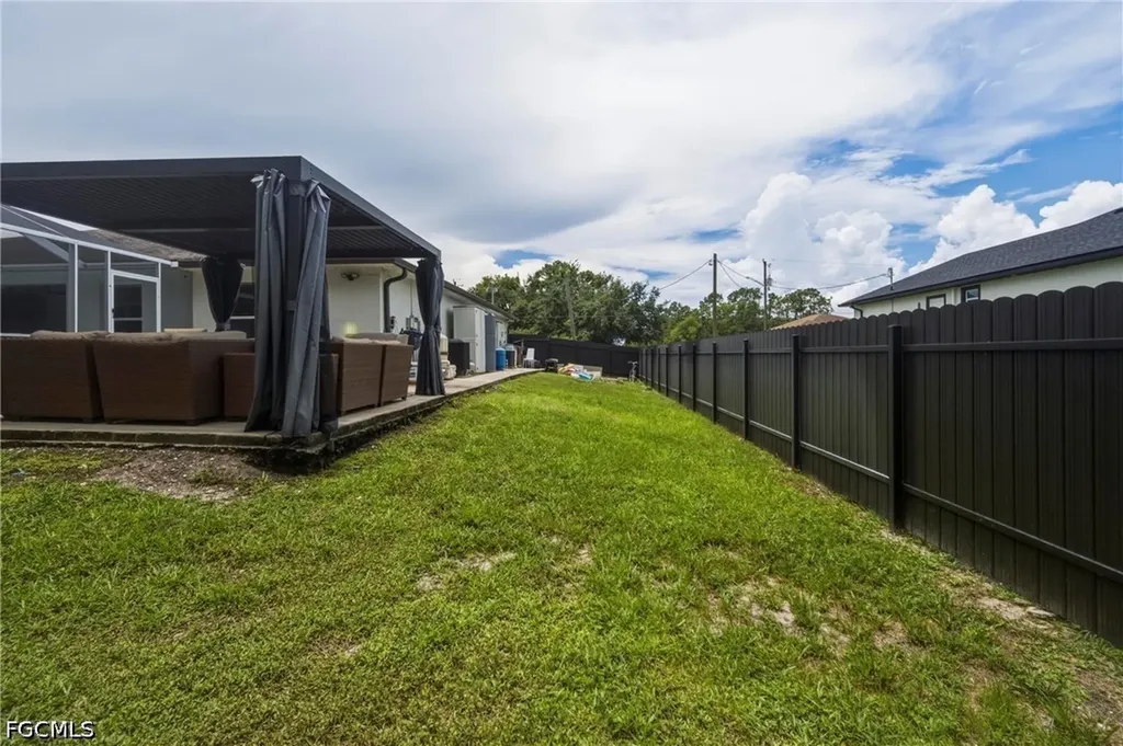 3812 17th Street W Lehigh Acres FL 33971