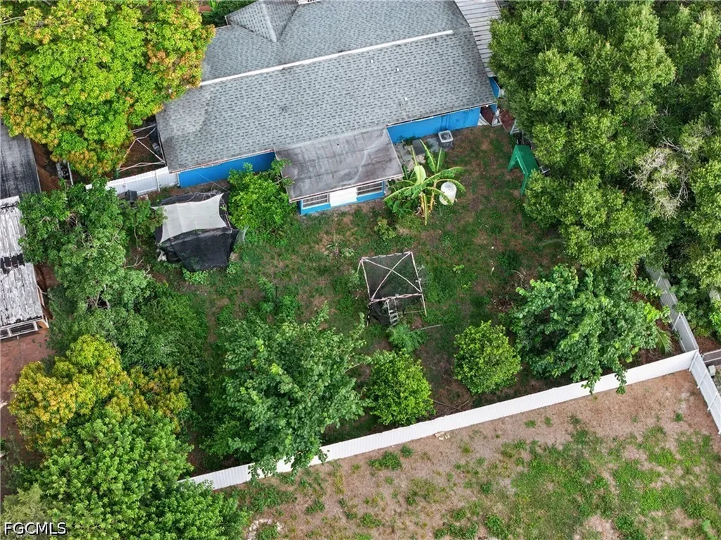 208 Redcliff Avenue Lehigh Acres FL 33936