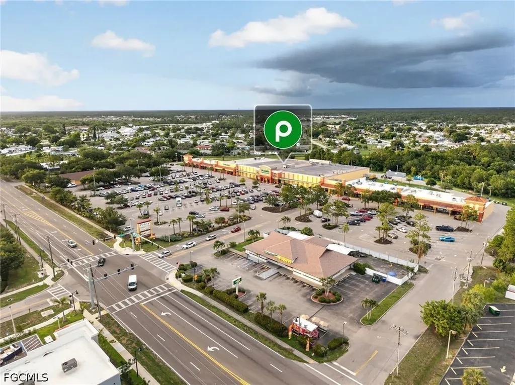 208 Redcliff Avenue Lehigh Acres FL 33936