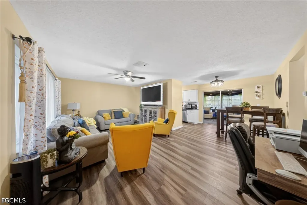 208 Redcliff Avenue Lehigh Acres FL 33936