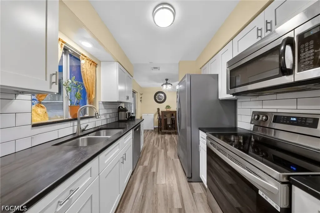 208 Redcliff Avenue Lehigh Acres FL 33936