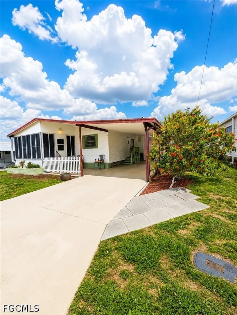 3404 Rainbow Lane North Fort Myers FL 33903