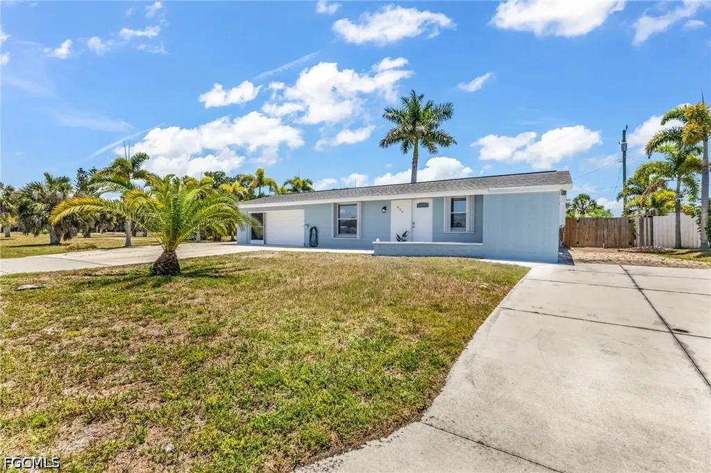 433 Glenridge Avenue NW Port Charlotte FL 33952
