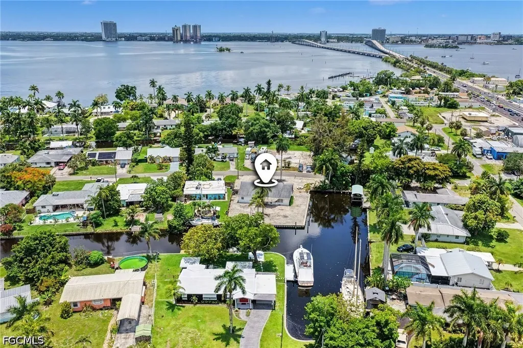 20 Estate Drive North Fort Myers FL 33917