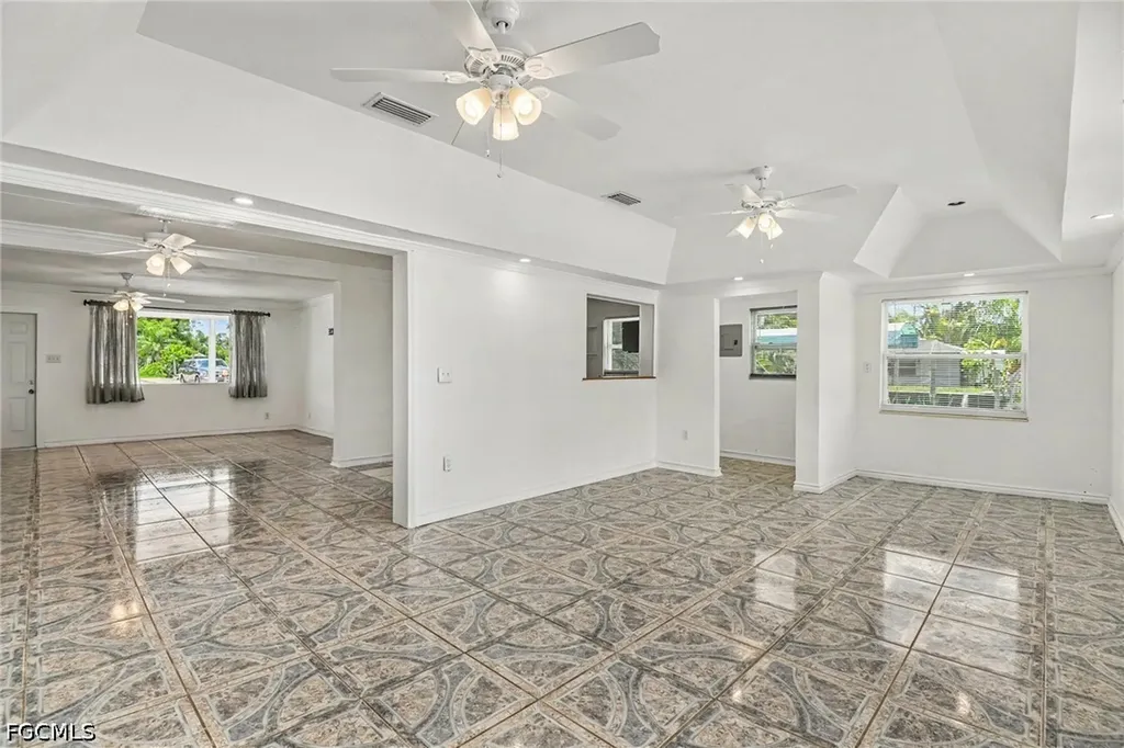 20 Estate Drive North Fort Myers FL 33917