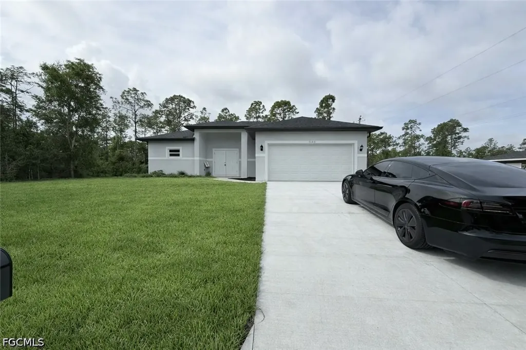 1103 W 10th Street Lehigh Acres FL 33972