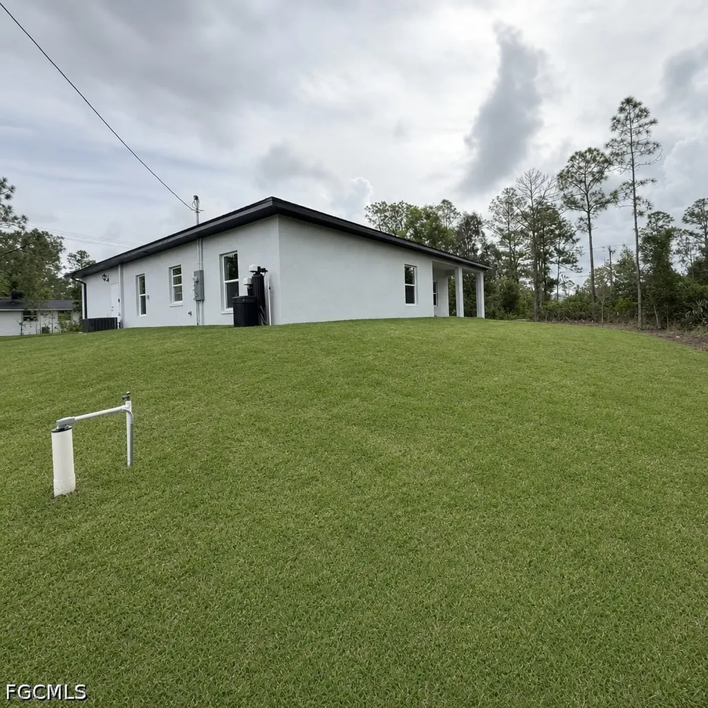 1103 W 10th Street Lehigh Acres FL 33972
