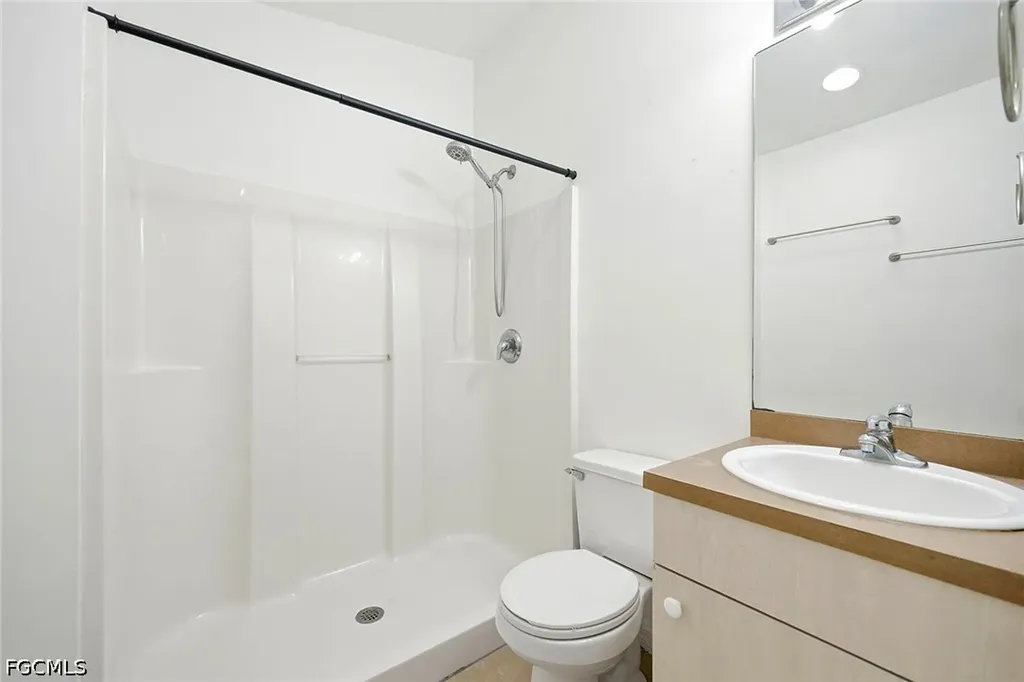 1302-1304 NE 16th Terrace Cape Coral FL 33909