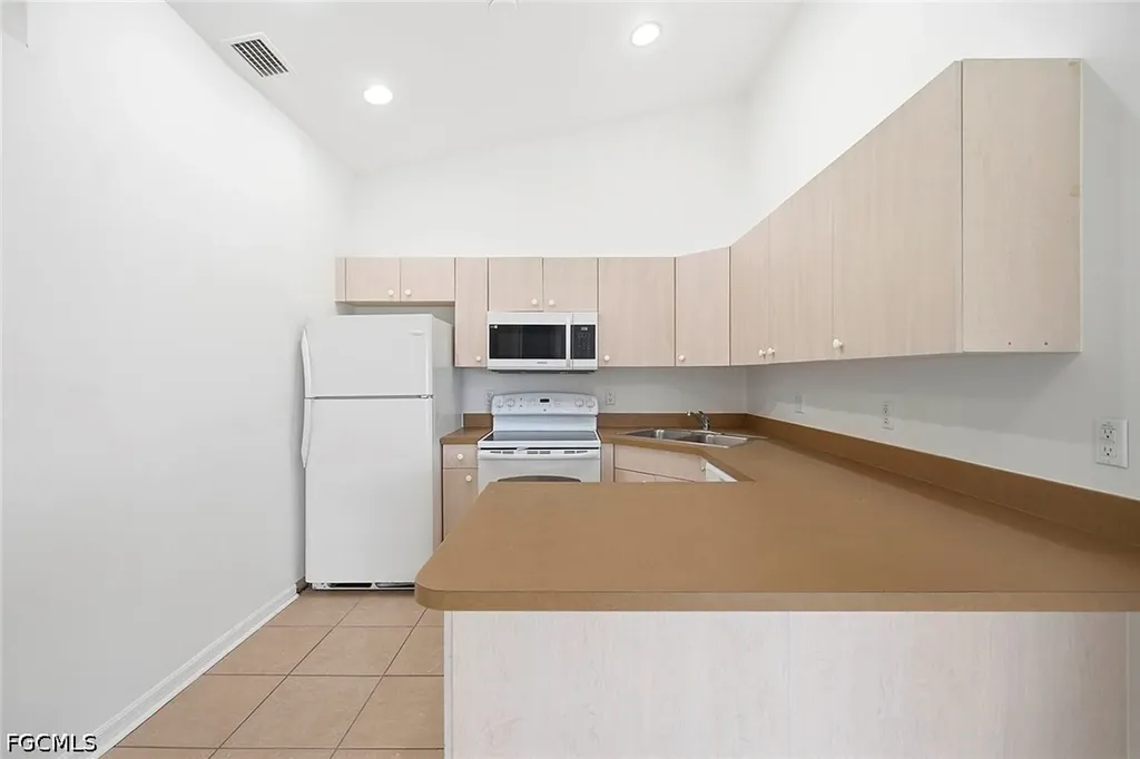 1302-1304 NE 16th Terrace Cape Coral FL 33909