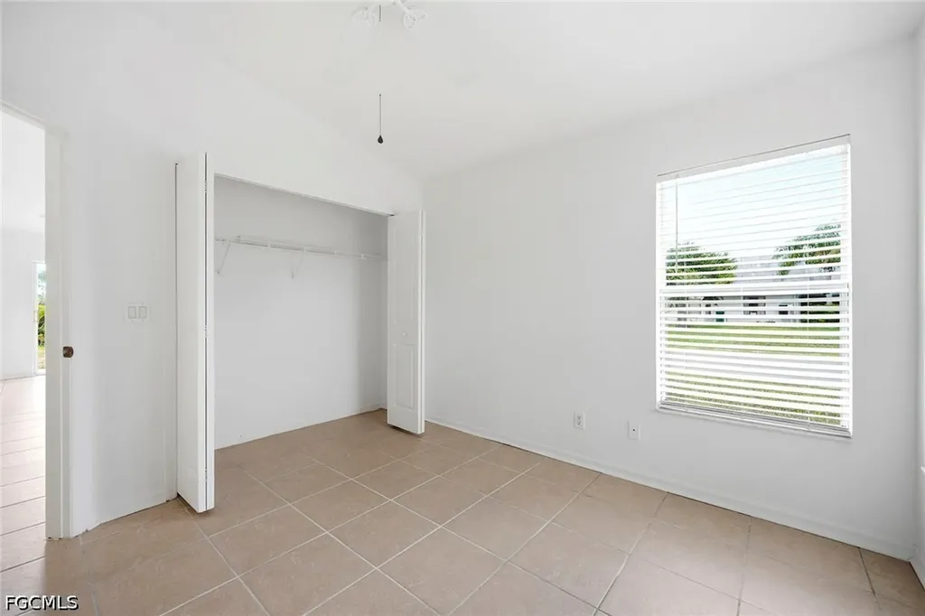 1302-1304 NE 16th Terrace Cape Coral FL 33909