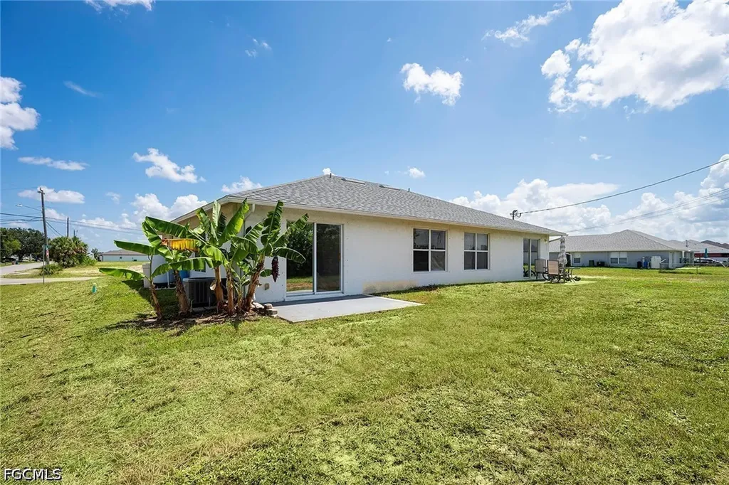 1302-1304 NE 16th Terrace Cape Coral FL 33909