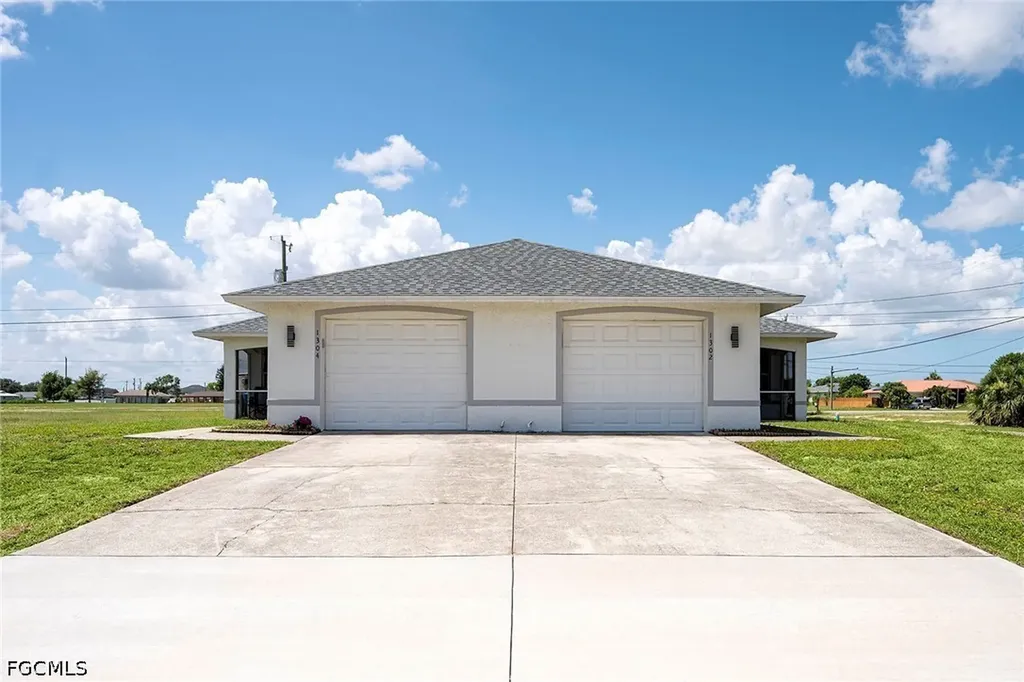 1302-1304 NE 16th Terrace Cape Coral FL 33909