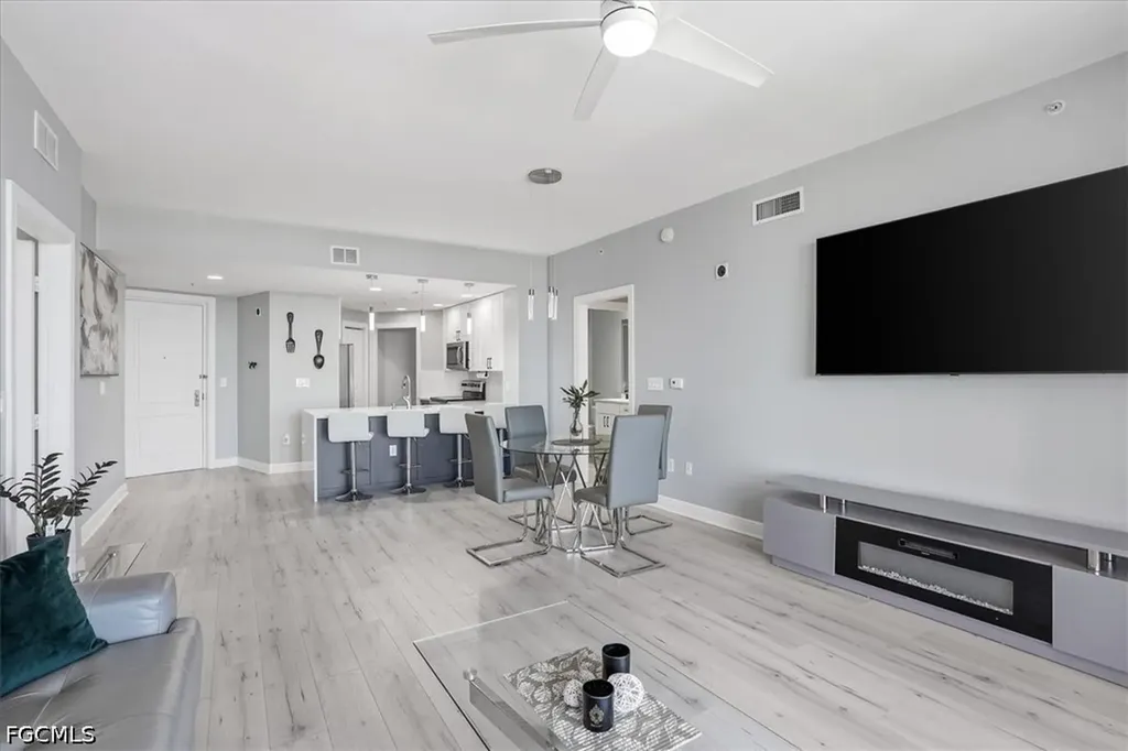 5781 Cape Harbour Drive Cape Coral FL 33914