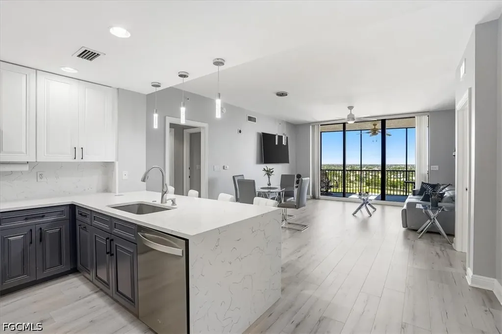 5781 Cape Harbour Drive Cape Coral FL 33914