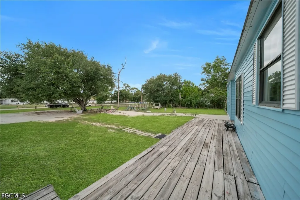 7993 Ebson Drive North Fort Myers FL 33917