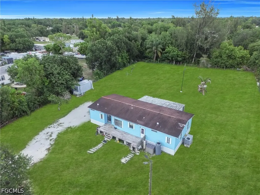 7993 Ebson Drive North Fort Myers FL 33917