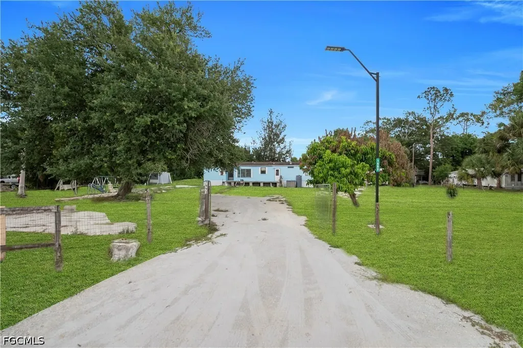 7993 Ebson Drive North Fort Myers FL 33917