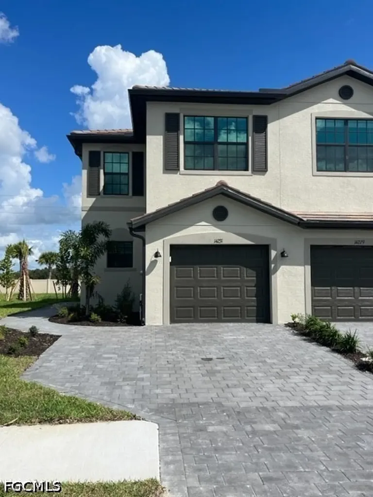 Fort Myers FL, 14231 Pine Lodge Lane