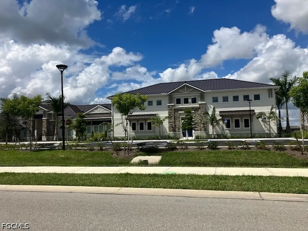 14231 Pine Lodge Lane Fort Myers FL 33913