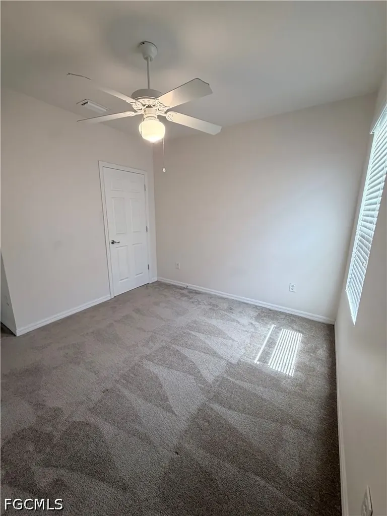 1633 SW 12th Terrace Cape Coral FL 33991